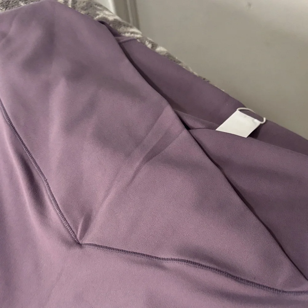 HALARA Lavender Leggings - Picture 5 of 10